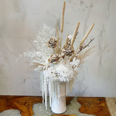 06 Everlasting dried arrangement